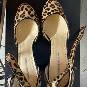 Animal print calf hair and patent leather shoe